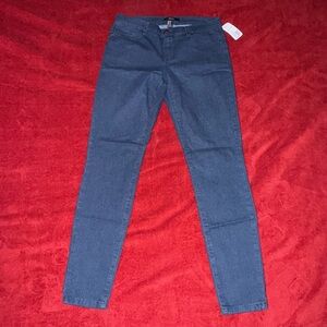 Forever 21 Classic Blue Women's Jeans. Size 29